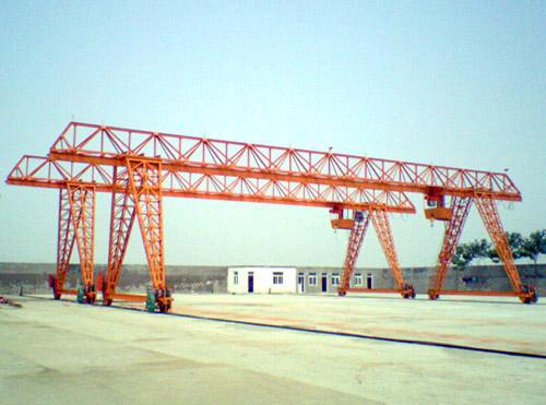 80（50 60  90   100  120  ）噸龍門(mén)吊，門(mén)式起重機做多大的地基？