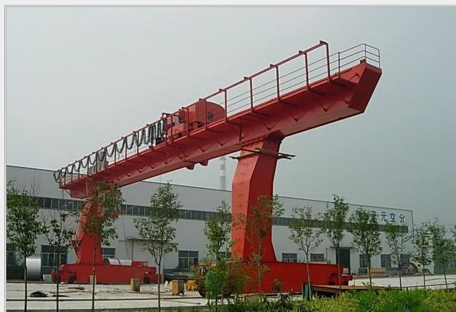 單梁起重機的結構件安全有哪些？來(lái)看看這些你都知道嗎？