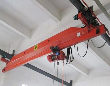LD型電動(dòng)單梁起重機主梁U型槽沖壓生產(chǎn)工藝是什么？?jì)?yōu)點(diǎn)是什么？