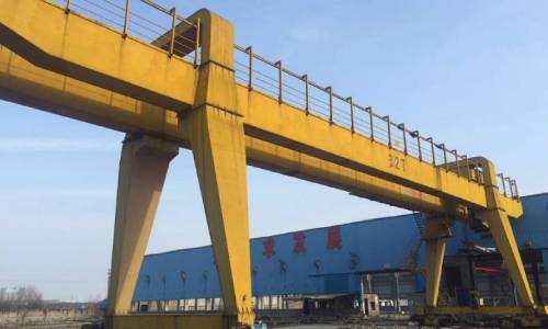 河南路橋門(mén)式起重機生產(chǎn)租賃廠(chǎng)家_路橋門(mén)式起重機如何拆卸和維護